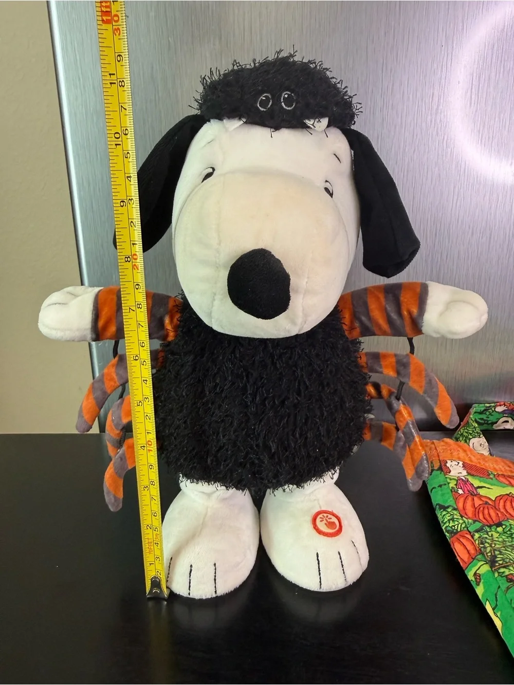 Rare Halloween Hallmark Snoopy Itsy Bitsy Spider Plush Sound Motion Peanuts